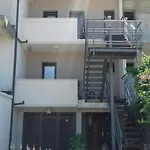 شقة Ivkovic+ تريبينيي